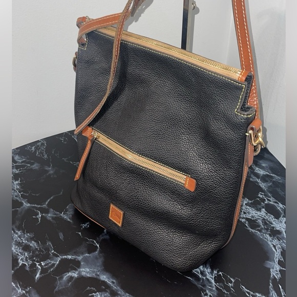 Dooney & Bourke Handbag Pebble Grain Leather Sac
Shoulder Bag Black AUTHENTIC - Picture 4 of 13